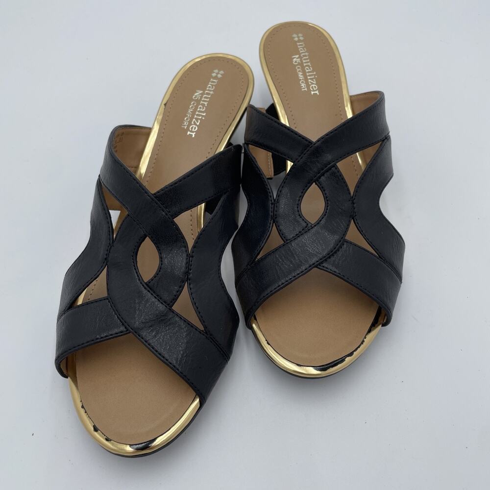 Naturalizer Comfort Women’s 8.5W Berkeley Slip on Sandals Black Gold Trim Fairy